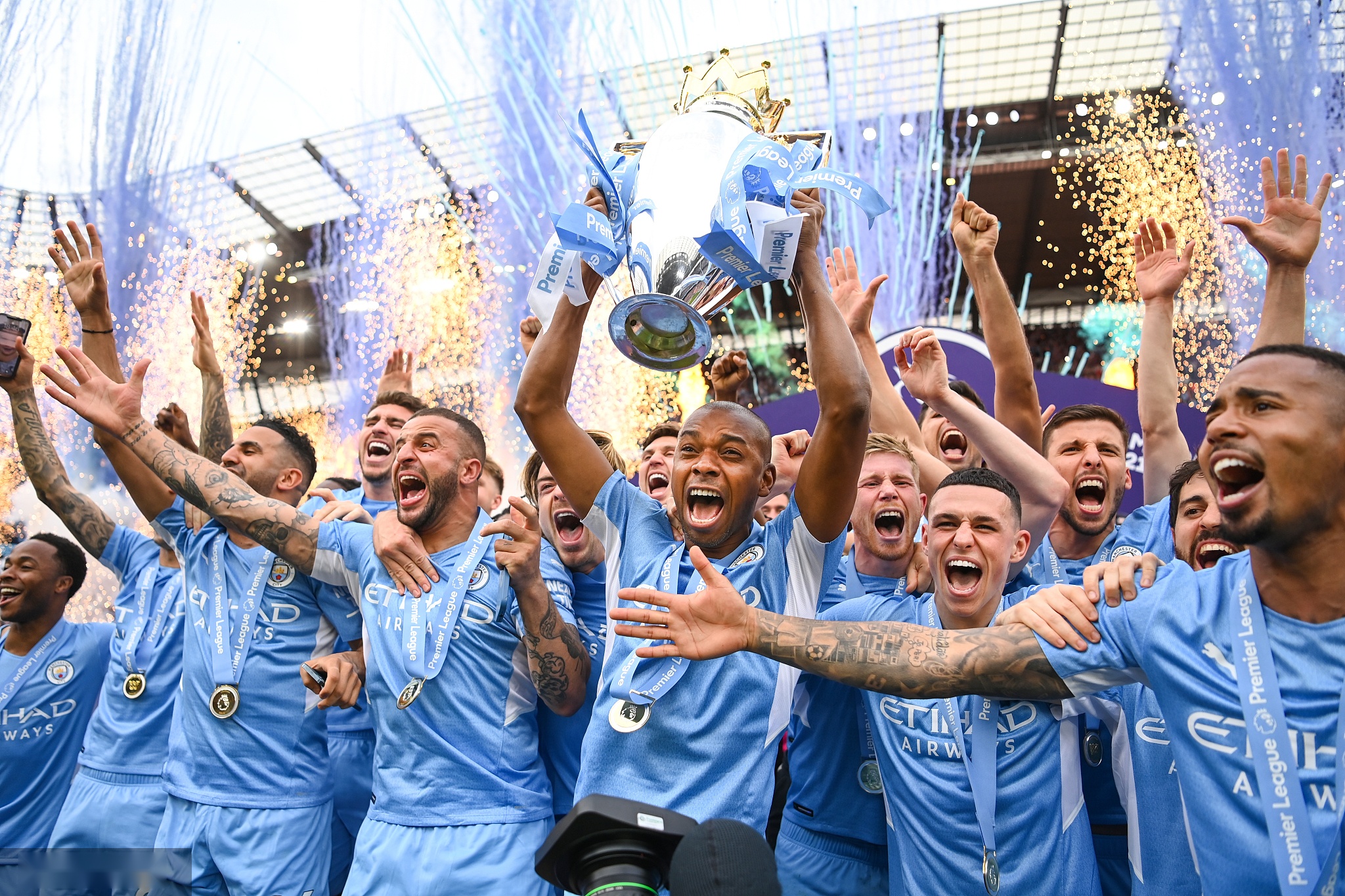 中场控制 中场控制